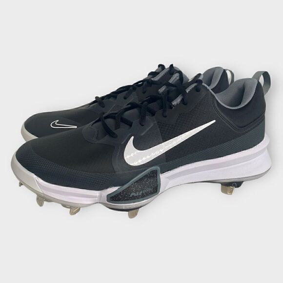Nike Force Zoom Trout 9 Baseball Cleats Black White FB2907-001 Mens size 9 New